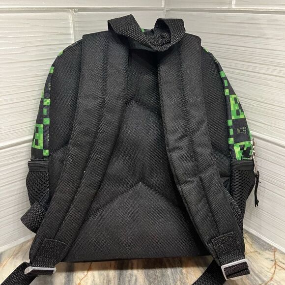 Small Minecraft backpack with removable patches - Picture 3 of 4